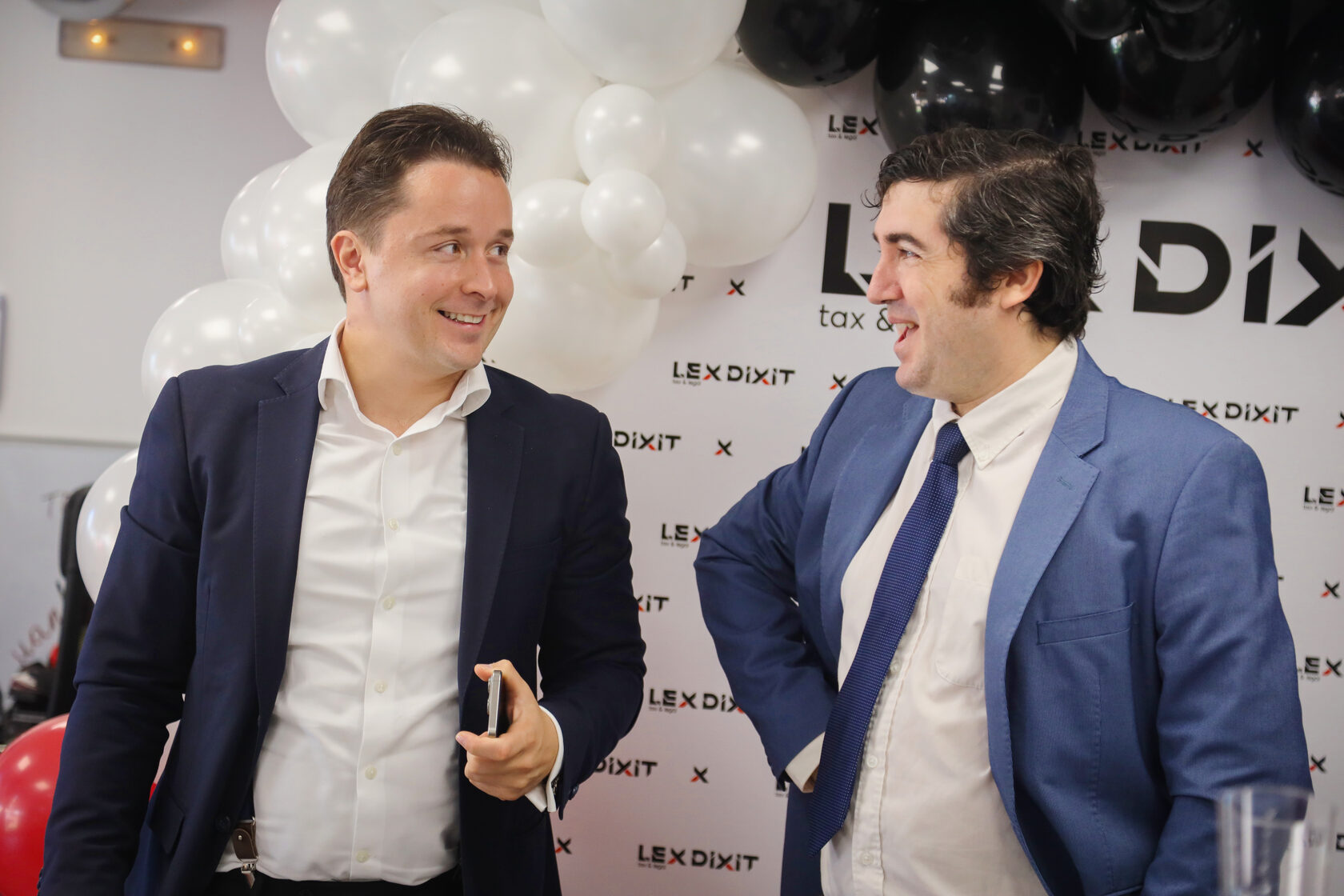 Abogado o economista del equipo Lex Dixit, 6 de 6